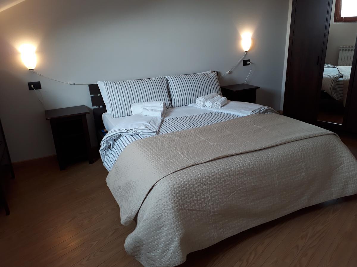 Your House in Langa Apartment Carru Bagian luar foto