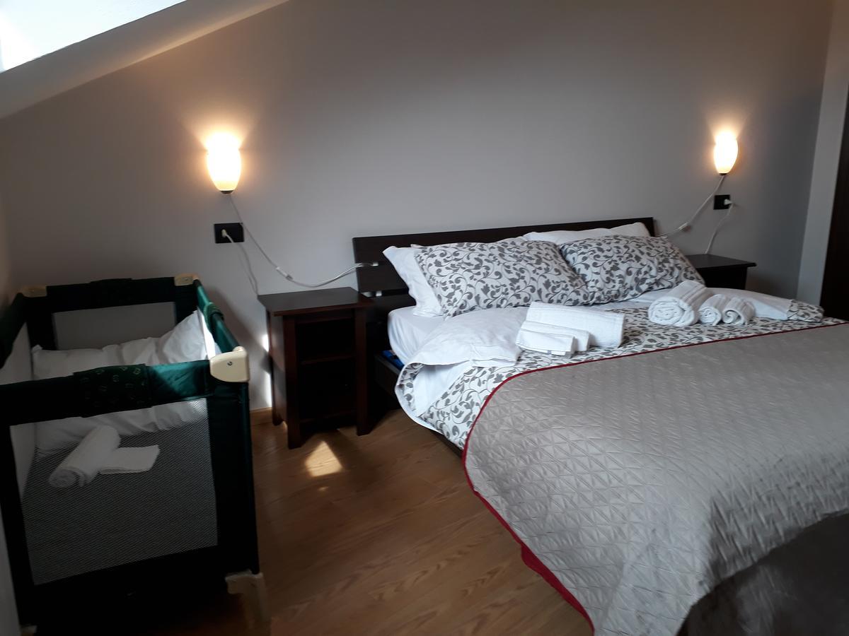 Your House in Langa Apartment Carru Bagian luar foto